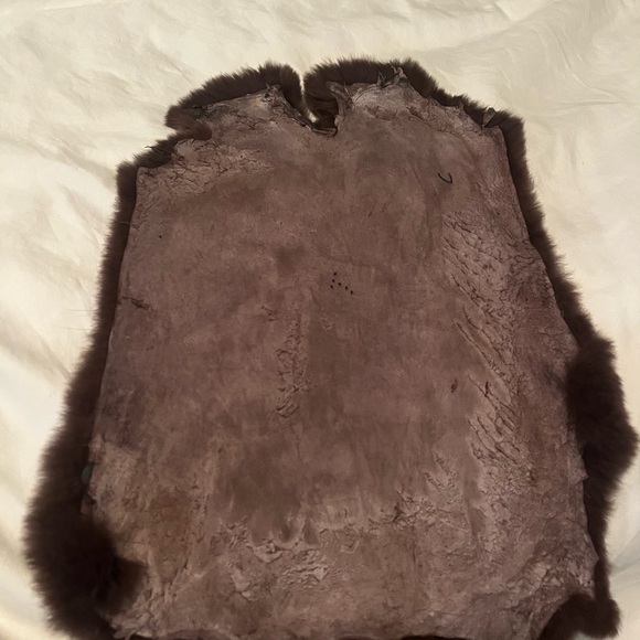 Chocolate Brown Rabbitt Pelt - Picture 3 of 3